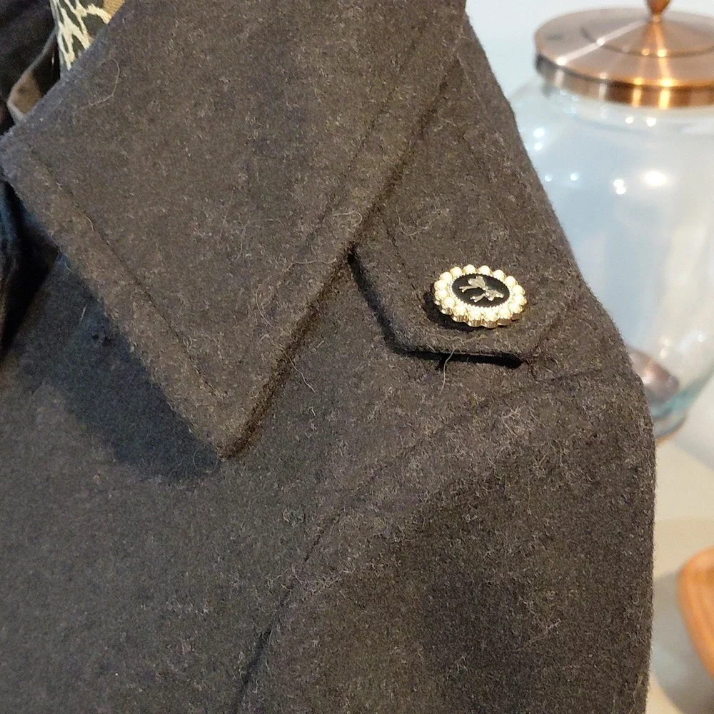 Elegant Black Long Coat with Button Details - Picture 6 of 13